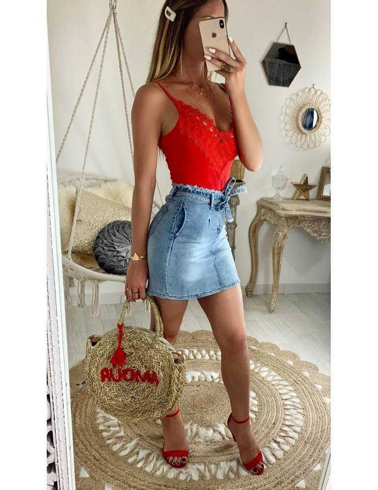 Ma Jolie Jupe En Jeans Délavée 3 Ma Jolie Jupe En Jeans Délavée