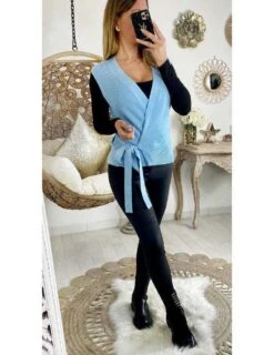 Mon Gilet Sans Manches Bleu Ciel "cache Coeur à Nouer"