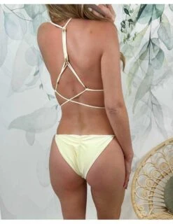 Mon Haut De Maillot Triangle Cream "Superbe Dos Lacé"