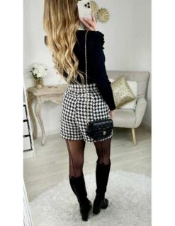 Mon Short " Black Tweed & Boutons Dorés" -Elegance Douce Boutique mon short black tweed boutons dores 2