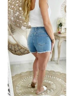 Mon Short En Jeans Taille Haute -Elegance Douce Boutique mon short en jeans taille haute 1