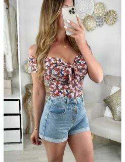 Mon Short En Jeans "taille Haute Boutonné" -Elegance Douce Boutique mon short en jeans taille haute boutonne 2