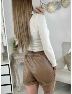 Mon Short Style Cuir Basic Caramel -Elegance Douce Boutique mon short style cuir basic caramel 2