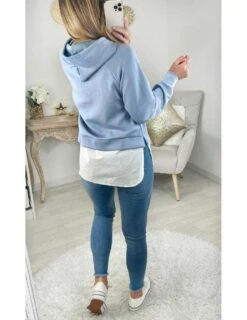 Mon Sweat Bleu Ciel Effet Deux Pièces Et Chemisier -Elegance Douce Boutique mon sweat bleu ciel effet deux pieces et chemisier 2