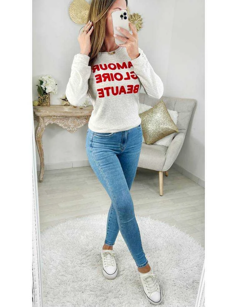 Mon Sweat Gris Clair Chiné " Amour Gloire Beauté" 3 Mon Sweat Gris Clair Chiné " Amour Gloire Beauté"